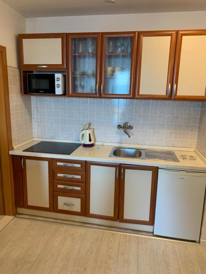 Apartmani California Подгора Екстериор снимка